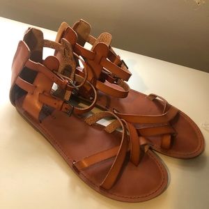 American Eagle Sandals (new)